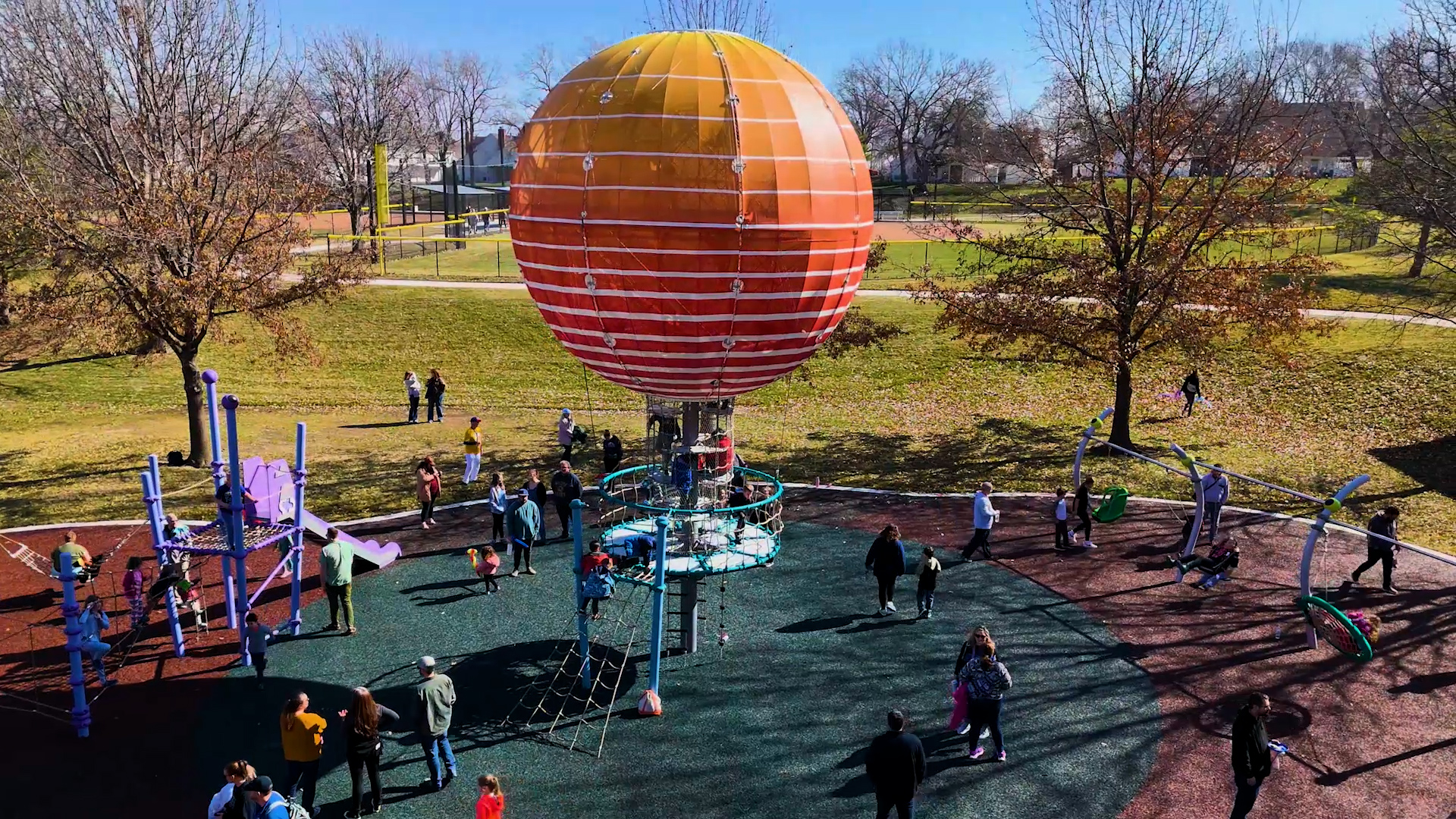 Artikelbild von Gum Springs Park feiert mit Berliner Seilfabrik